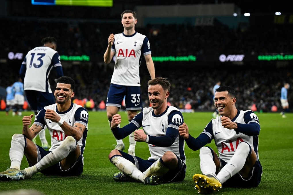 Tottenham thắng Man City 4 sao tại Etihad - 2