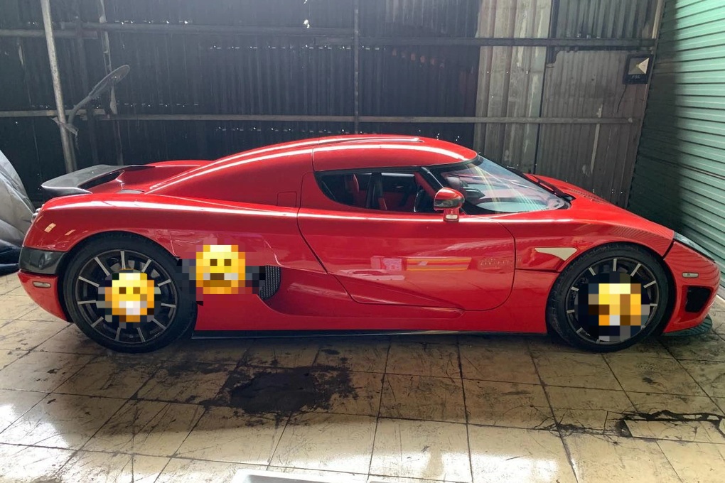 Siêu xe Koenigsegg CCX triệu USD của đại gia Hải Phòng xuất hiện tại TPHCM - 2