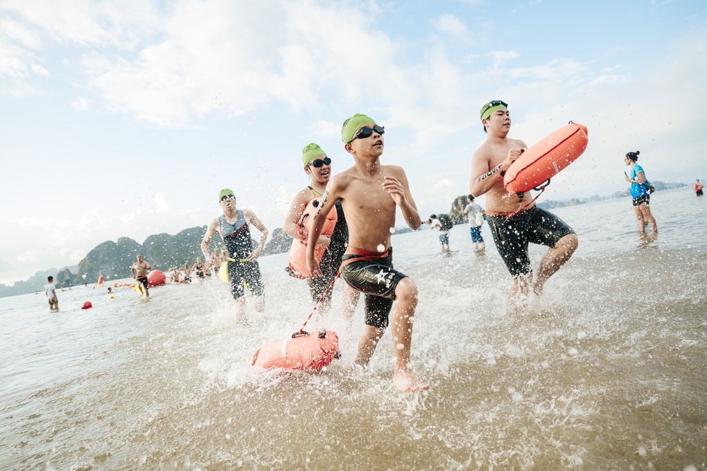 Aqua Warriors Halong Bay 2025: Quy định về sử dụng phao bơi - 3